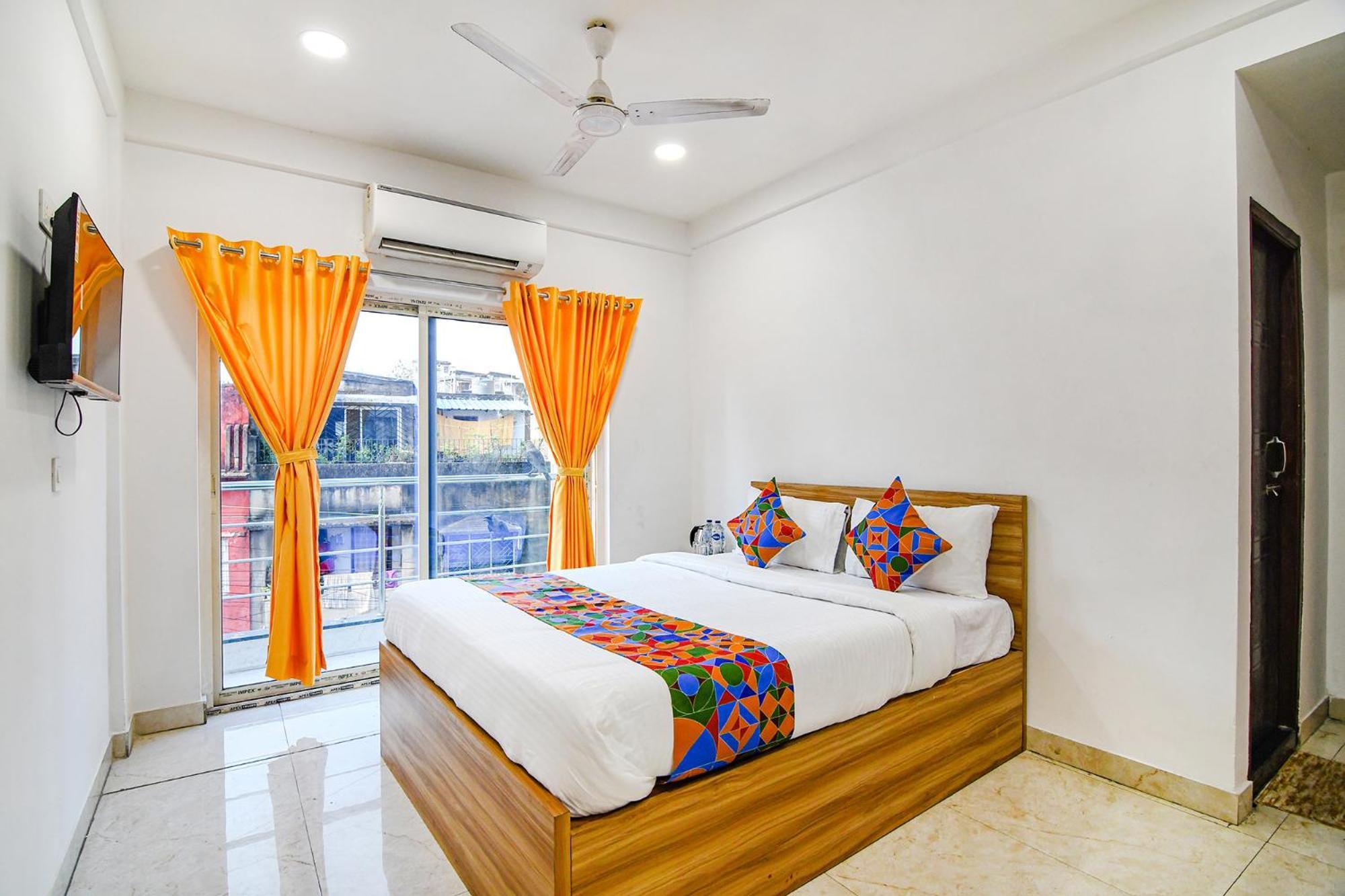 Fabhotel Grand Hazra Inn - Nr Ballygunge Station Калькутта Экстерьер фото